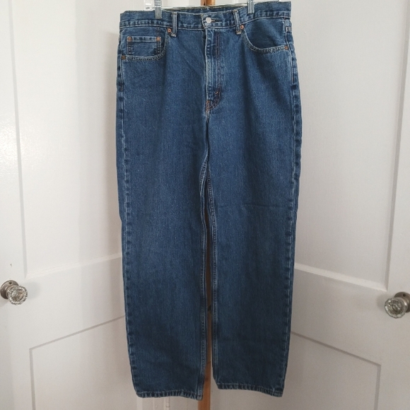 Levi's Other - Levi's Straight Fit Jeans SZ 36/32 EUC